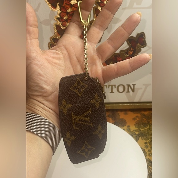 RARE Style Vintage Louis Vuitton Key Cles, EUC - Picture 6 of 15